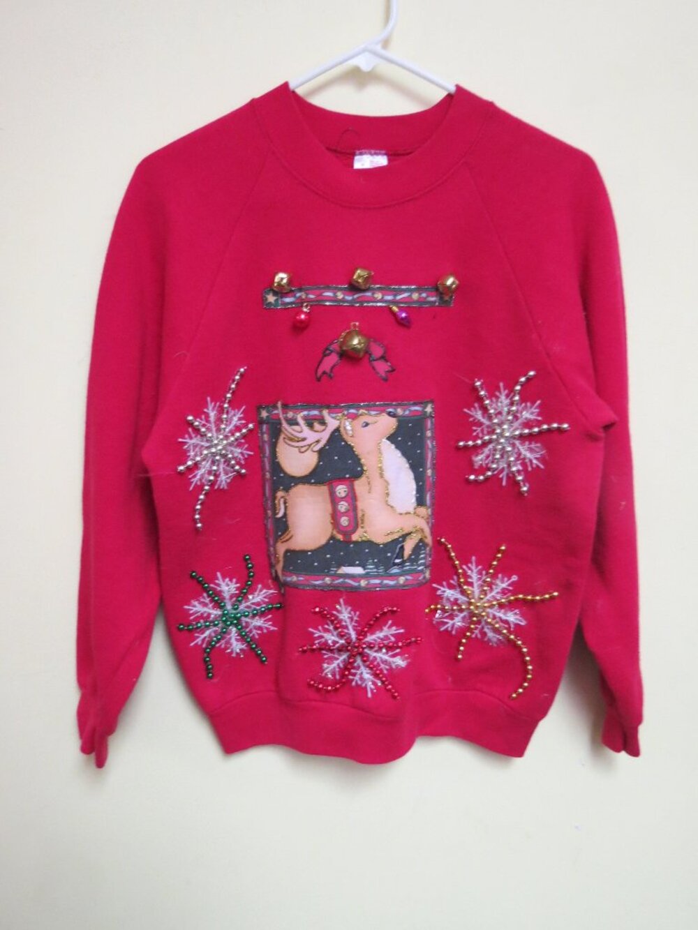 Fun Grannycore Christmas Reindeer Sweatshirt Vintage sz M, jingle bells